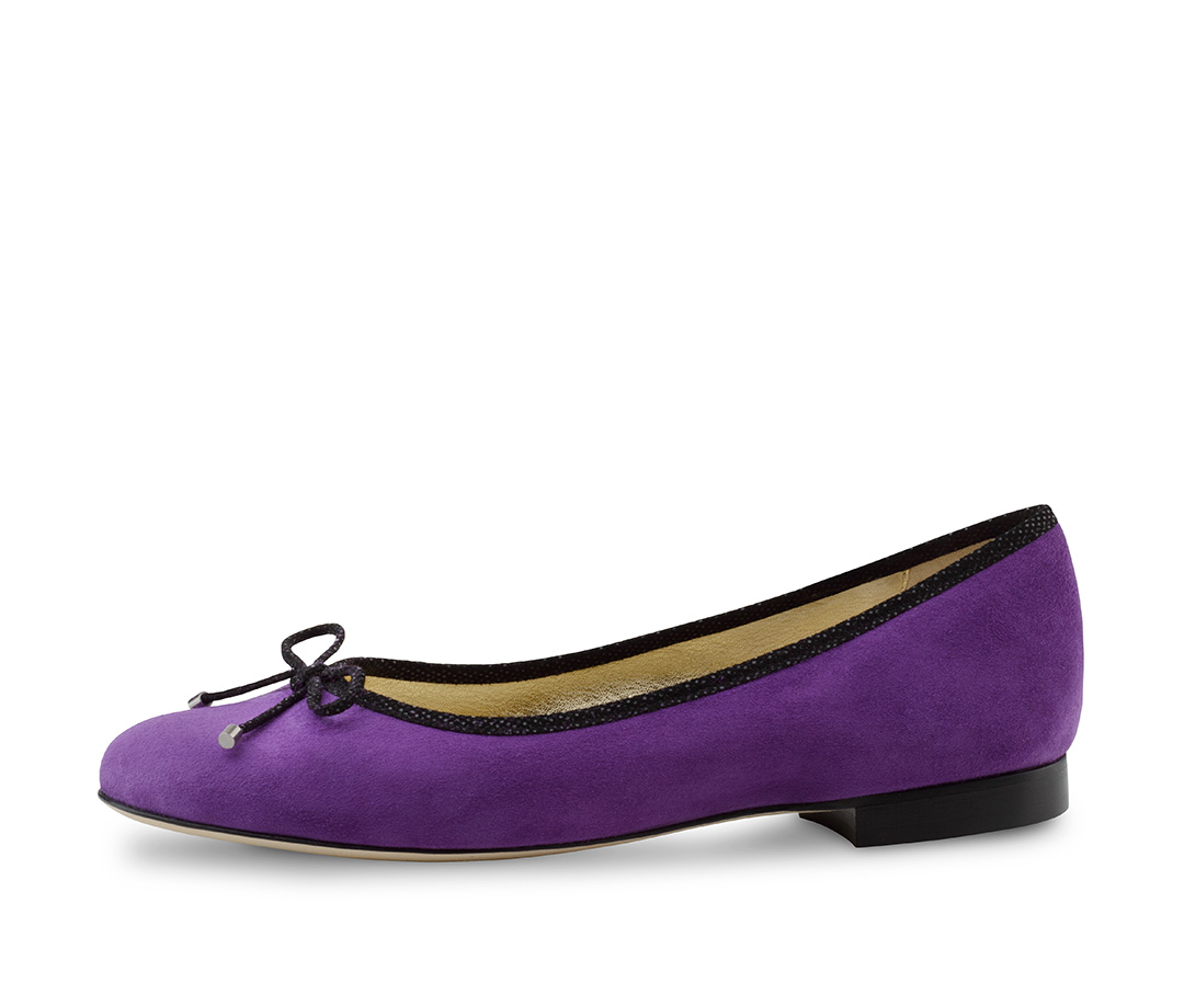 Ballerina Andy - Werner Kern Ballerinas Ballerina Andy in der Farbe lila aus hochwertigen Wildleder und schwarzer Schleife