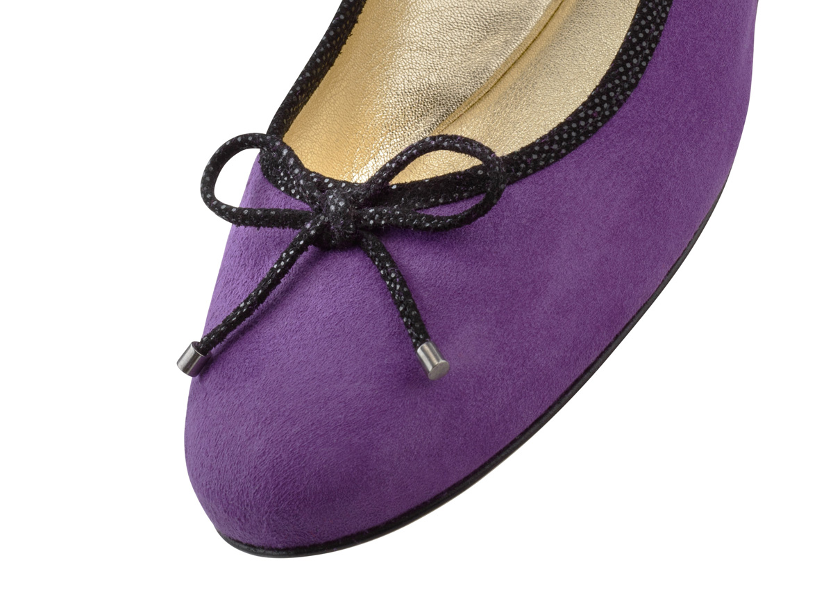 Ballerina Andy - Werner Kern Ballerinas Ballerina Andy in der Farbe lila aus hochwertigen Wildleder und schwarzer Schleife